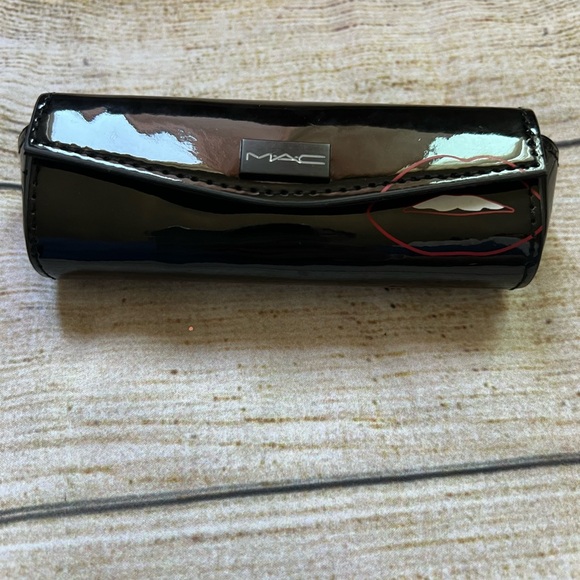 MAC LIP 👄 HOLDER - Picture 3 of 4
